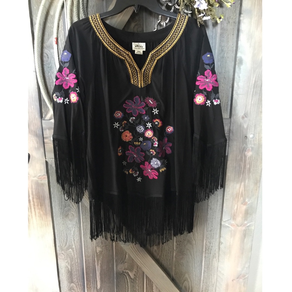 Floral Embroidered Fringe Top