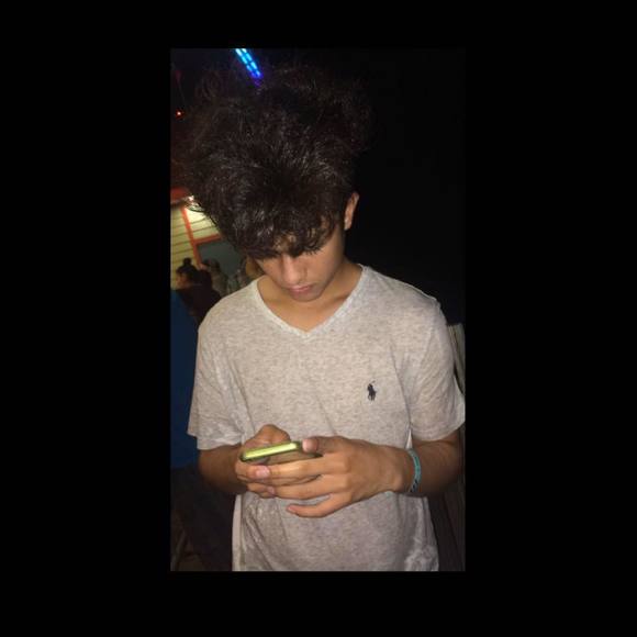 Meet your Posher, Isack - Picture 1 of 1