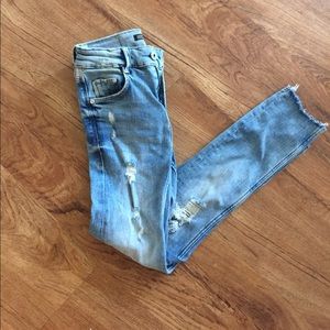 Zara jeans