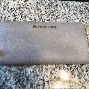 Michael Kors wallet