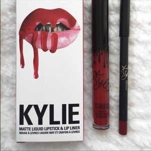 Kylie Lip Kit- Mary Jo K