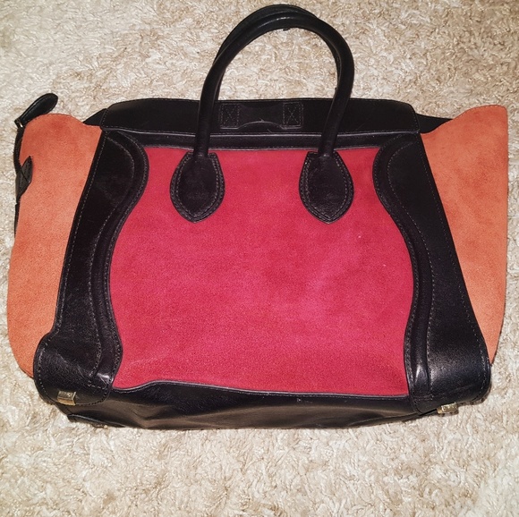 Celine - Picture 2 of 4