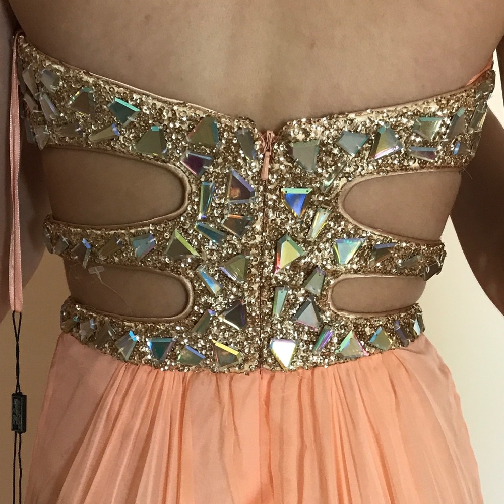 La Femme Sequin/Rhinestone cut out prom dress - Picture 4 of 7