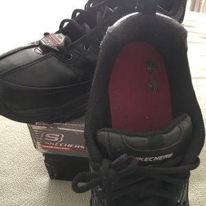 WOMAN's STEEL toe Sketcher work shoe