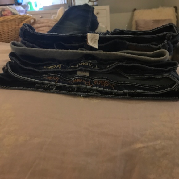 Jeans - Picture 2 of 3