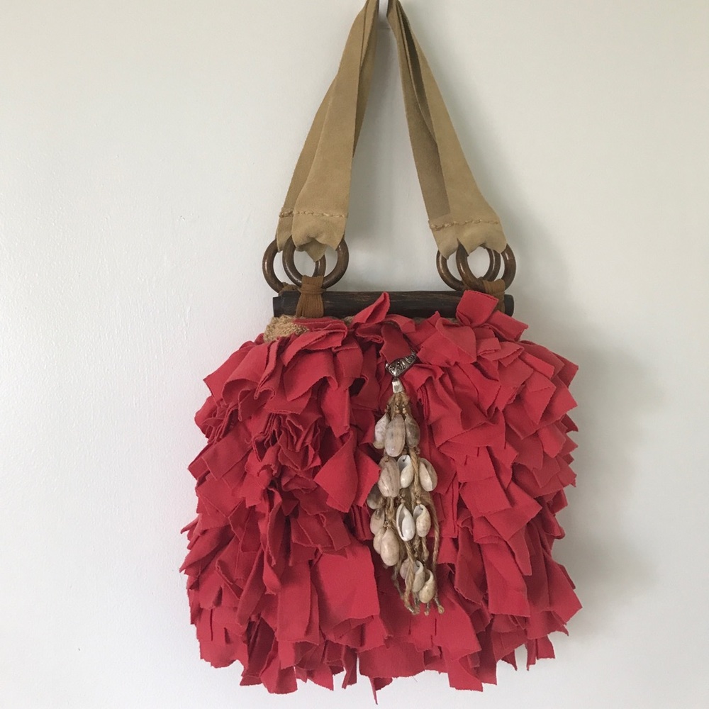 ONE OF A KIND HANDMADE NATURAL BAG. MEDIUM. RED.