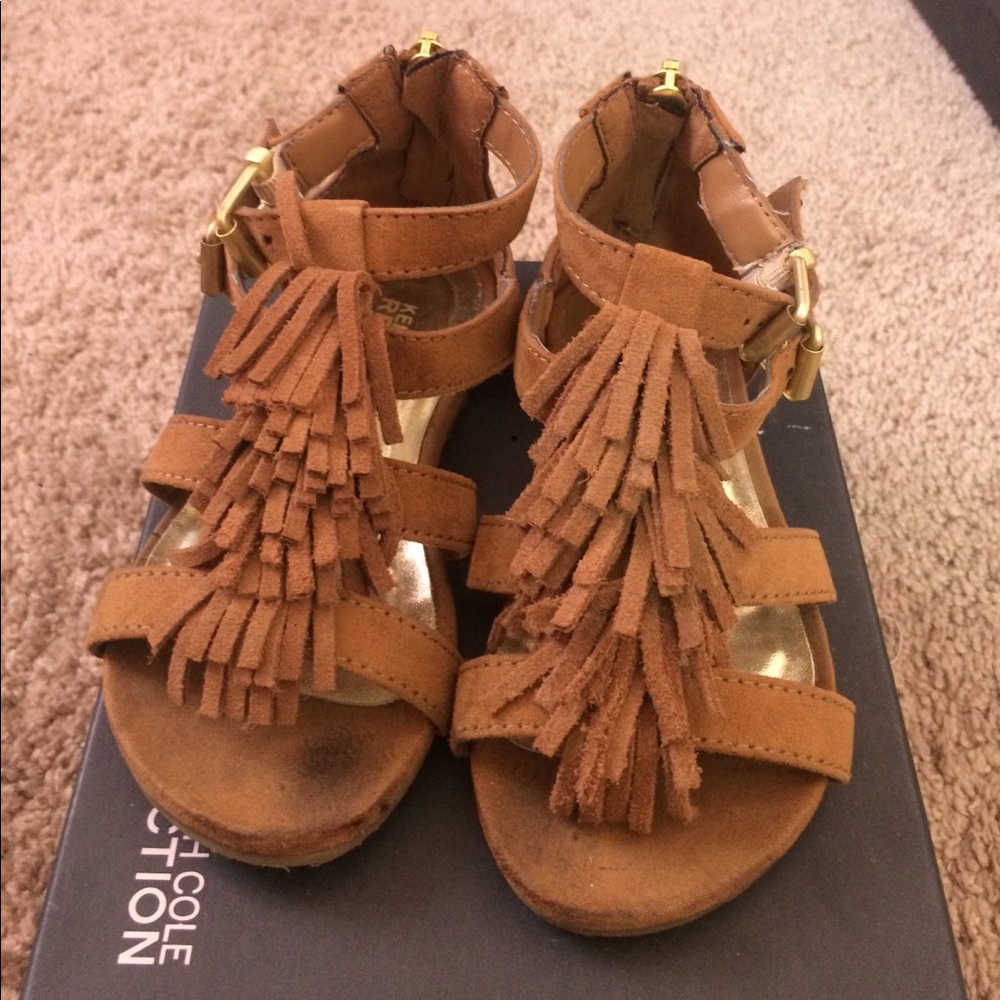 Kenneth Cole reaction sandals