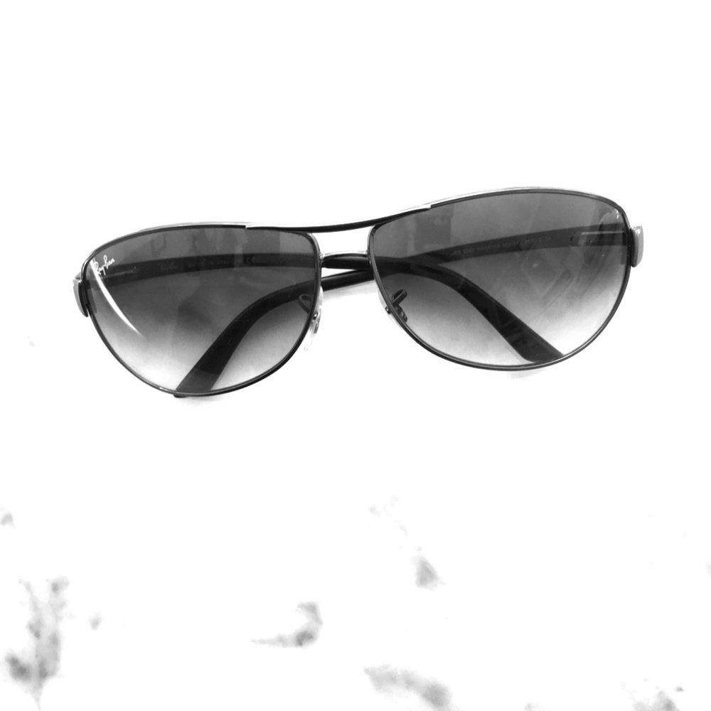 2nd pair ray bans -- HOT