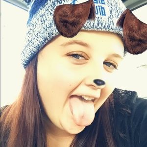 Meet your Posher, Lexi