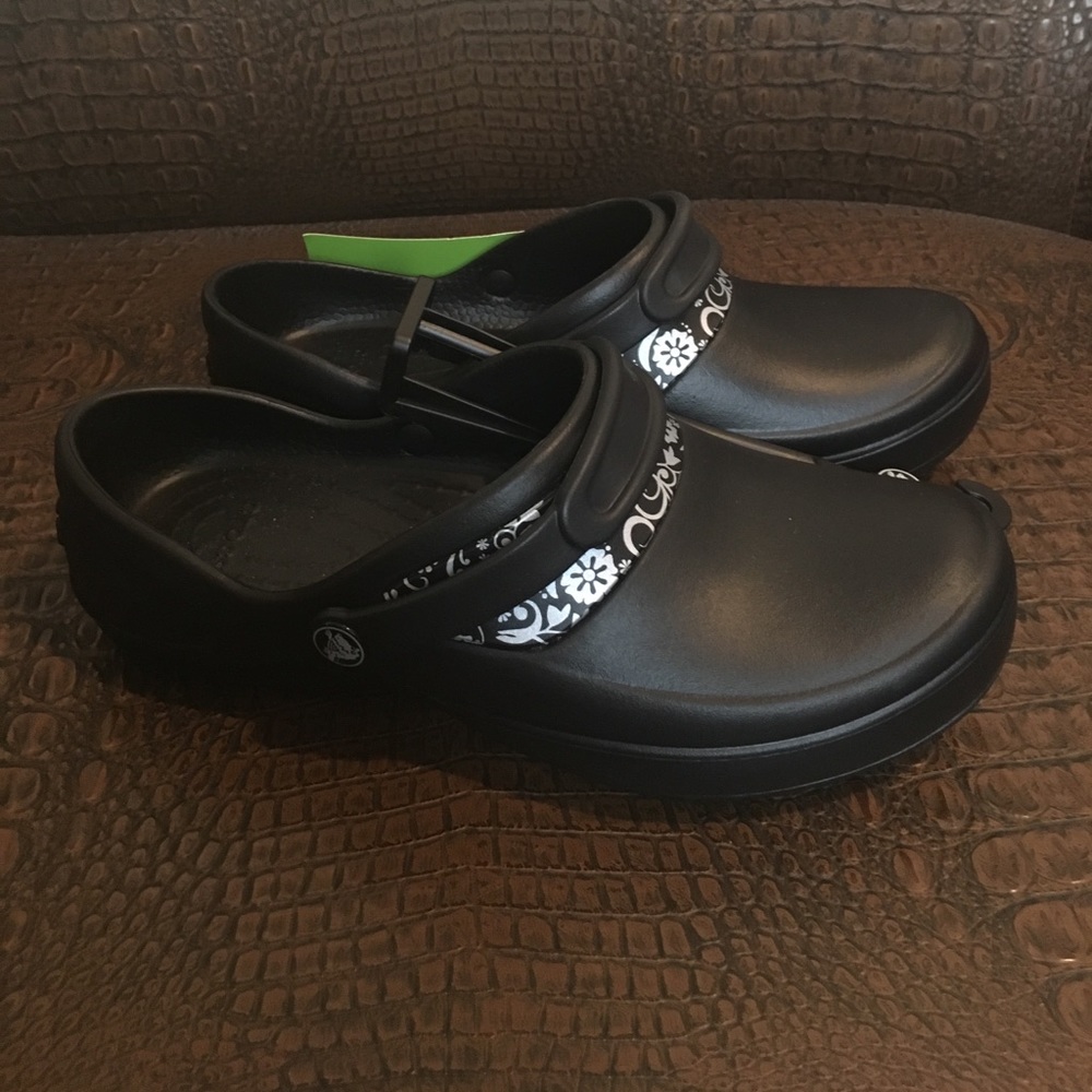 Mercy Work Crocs