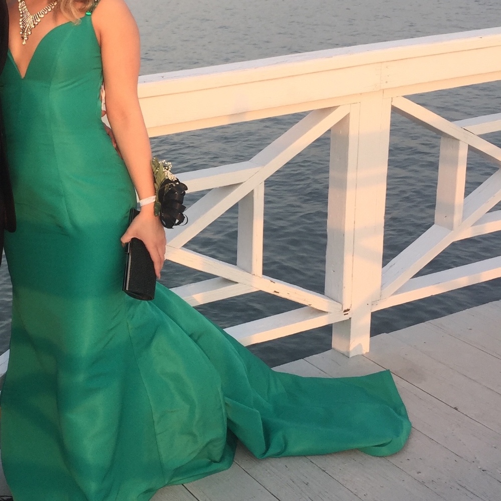 Sherri Hill Emerald Green Prom Dress
