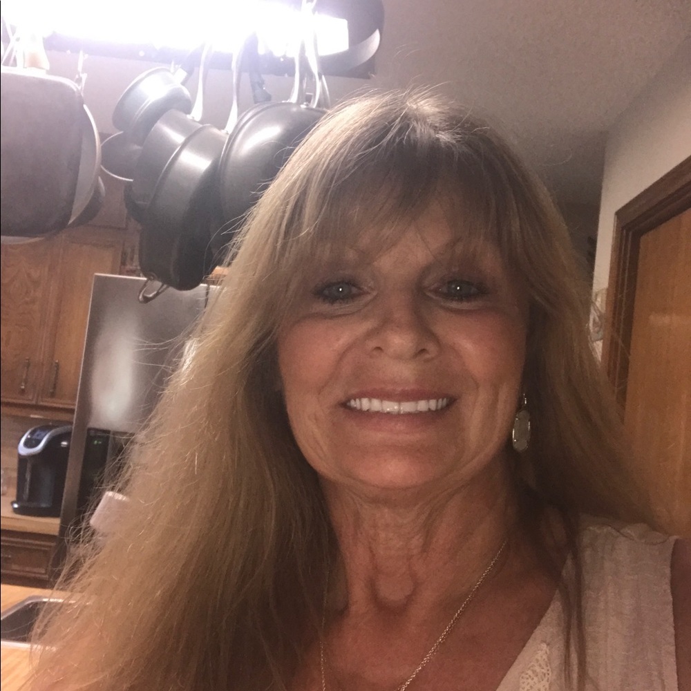 Meet your Posher, Renee