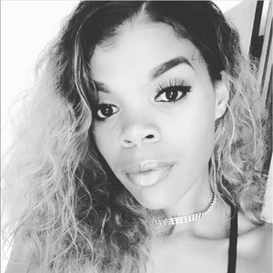 Meet your Posher, Rochelle