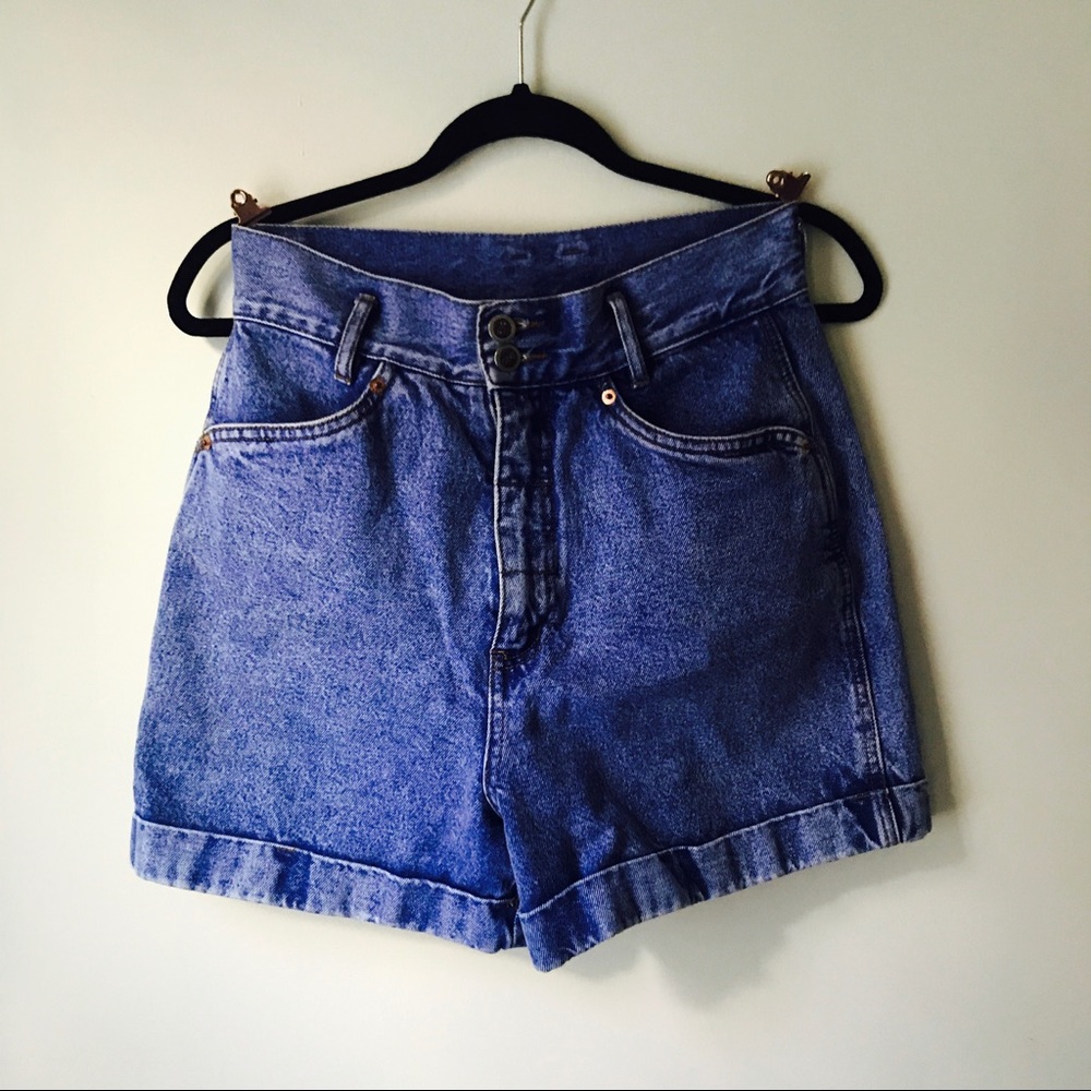 VINTAGE high waited shorts
