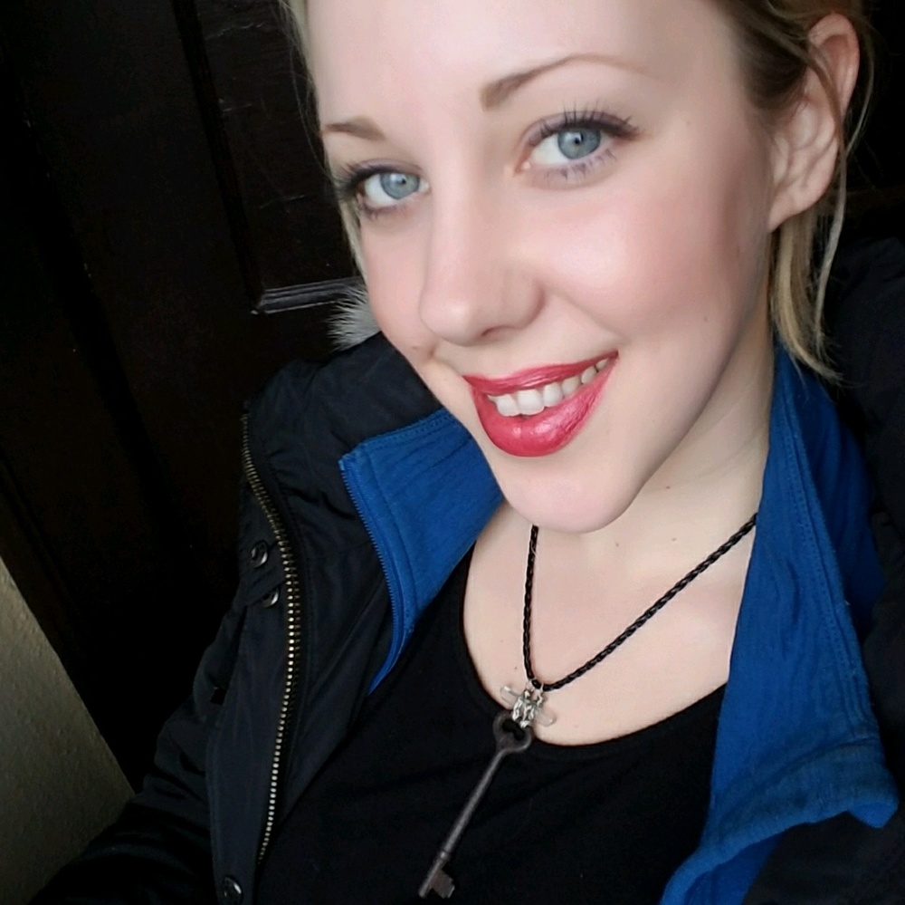 Meet your Posher, Elizabeth