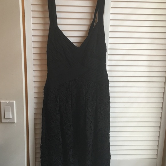 BCBG STRAPLESS DRESS - Picture 3 of 7