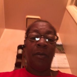 Meet your Posher, Vera