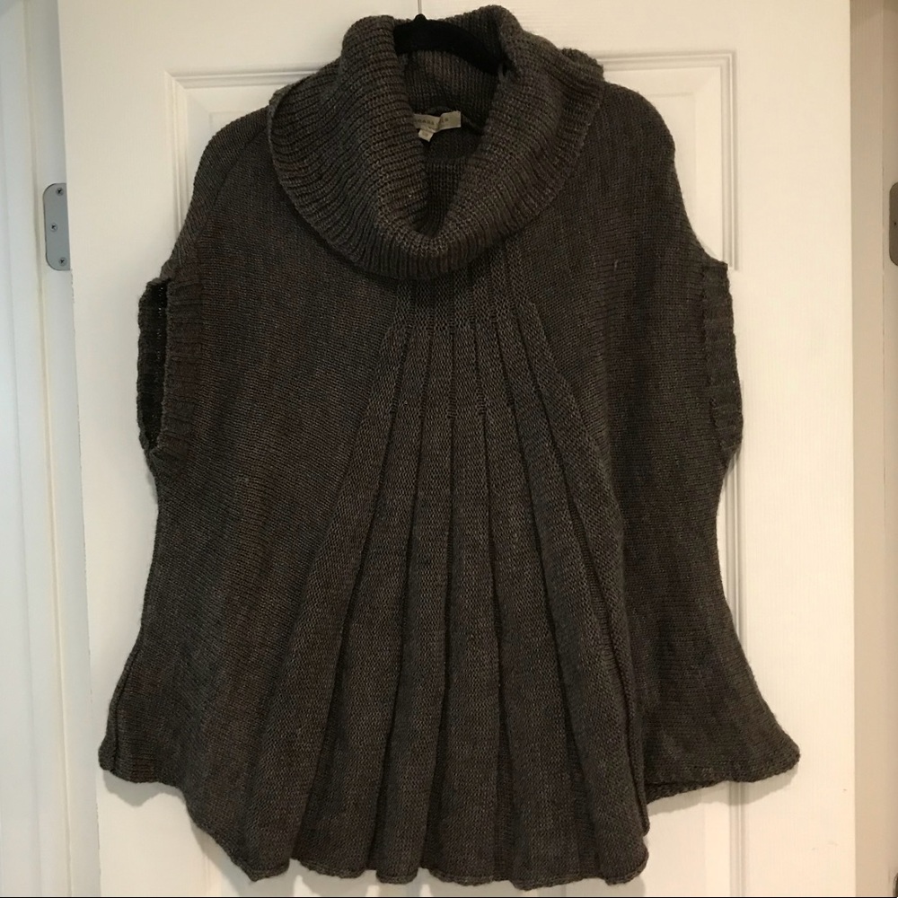 lineamaglia brown cowlneck sweater // poncho