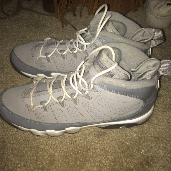 Jordan Cool Grey 9s - Picture 2 of 4