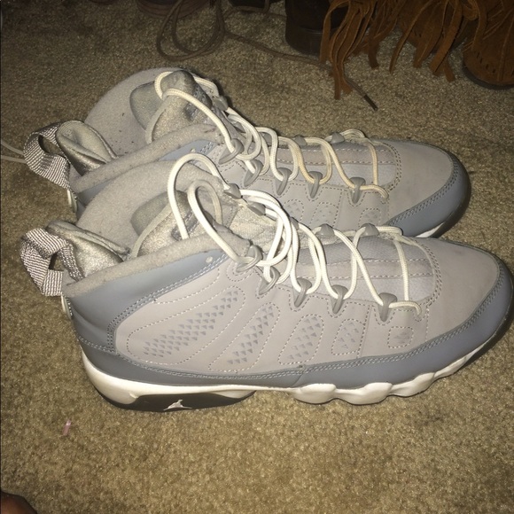 Jordan Cool Grey 9s - Picture 3 of 4