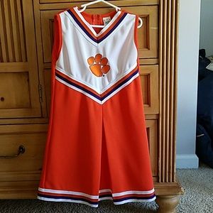 CLEMSON GIRLS CHEER!!