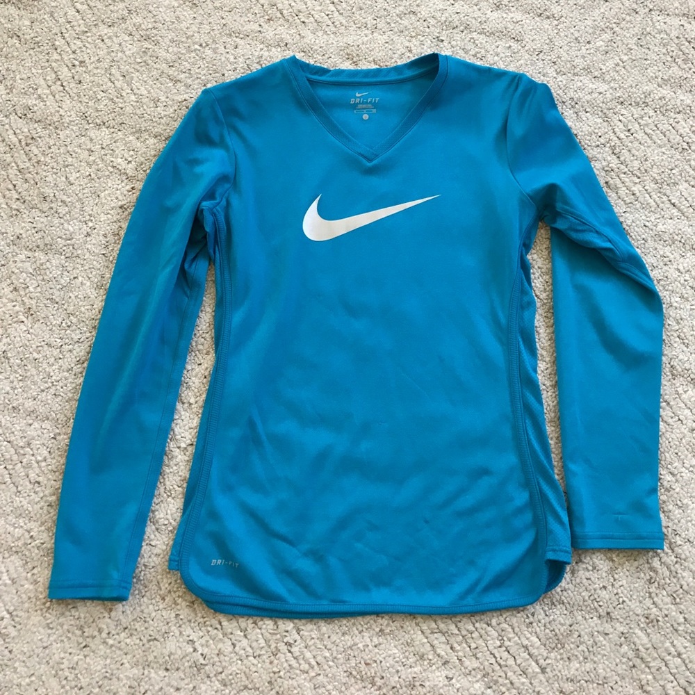 Nike Dri-Fit long sleeve shirt