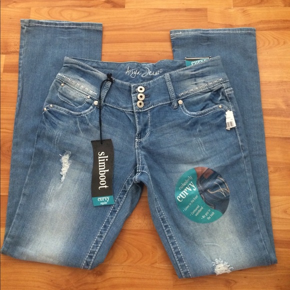 NWT ARIYA JEANS SLIM BOOTCUT DISTRESSED JEANS - Picture 1 of 5