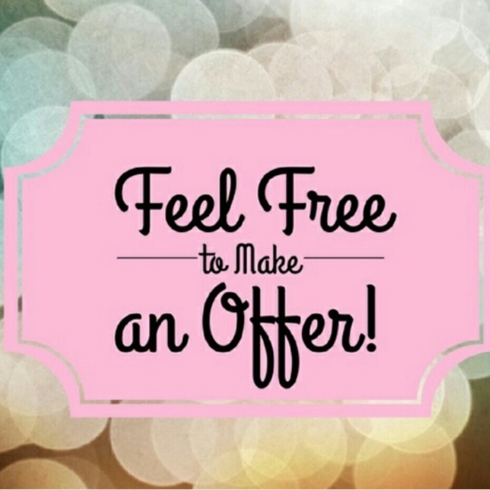 Beautiful poshers please feel free to make offers