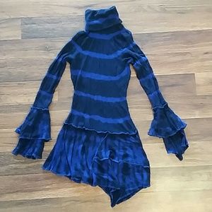 Fitted turtleneck sweater