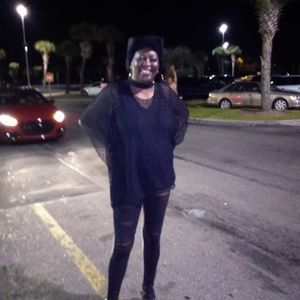 Meet your Posher, Brenda