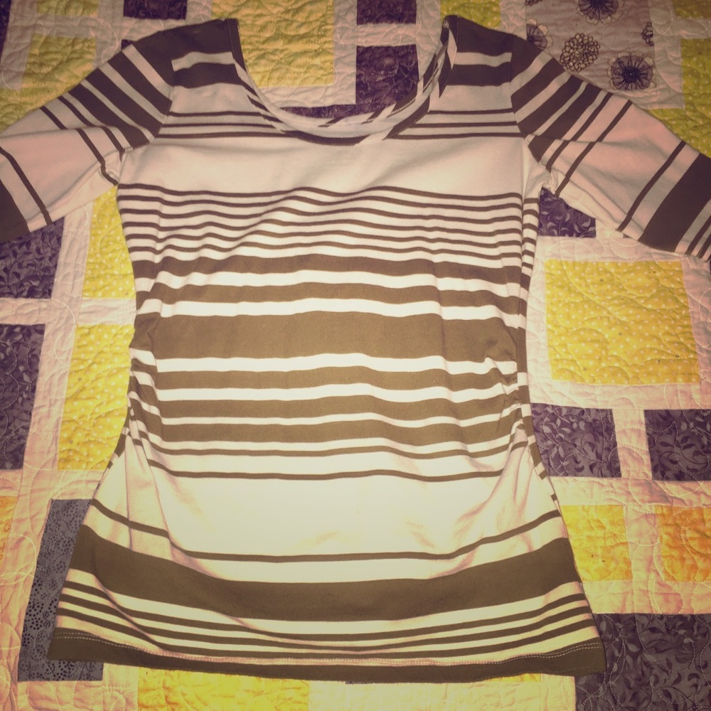Olive and white striped 3/4 sleeve top