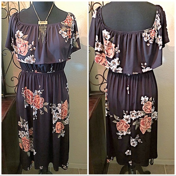 🍂Pretty On/Off the Shoulder Floral Print Dress🍂 - Picture 3 of 7