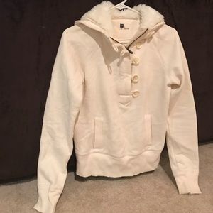 EUC Women's Small Gap Crewneck Sweater