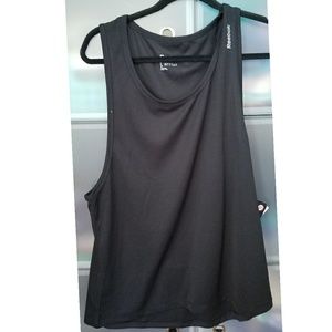 NWT- Reebok black tank
