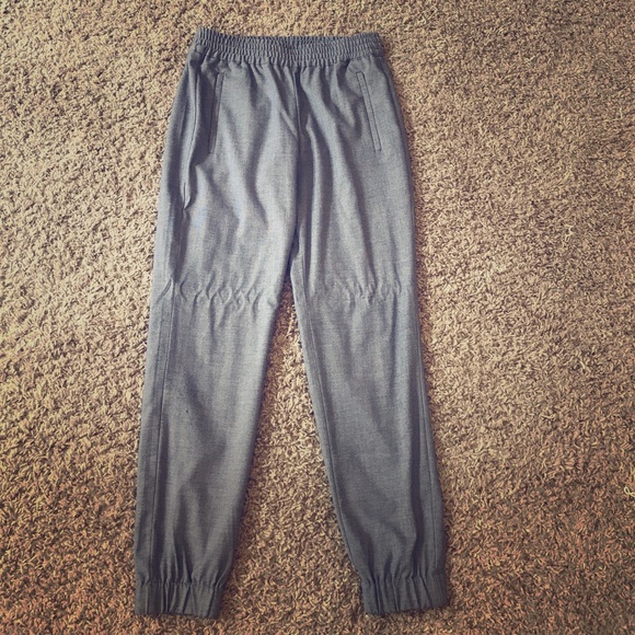 Banana Republic Pants - Keeping— Banana Republic joggers