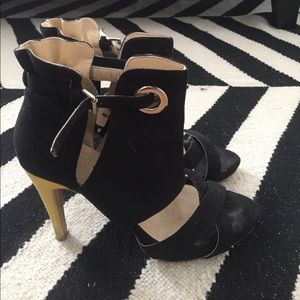 Olsen Haus Color Block Heels