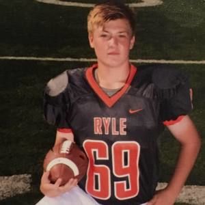 Meet your Posher, Chase