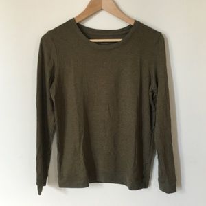 Everlane "The French Terry" in field