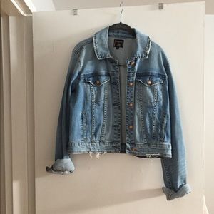 A very chic, denim jacket