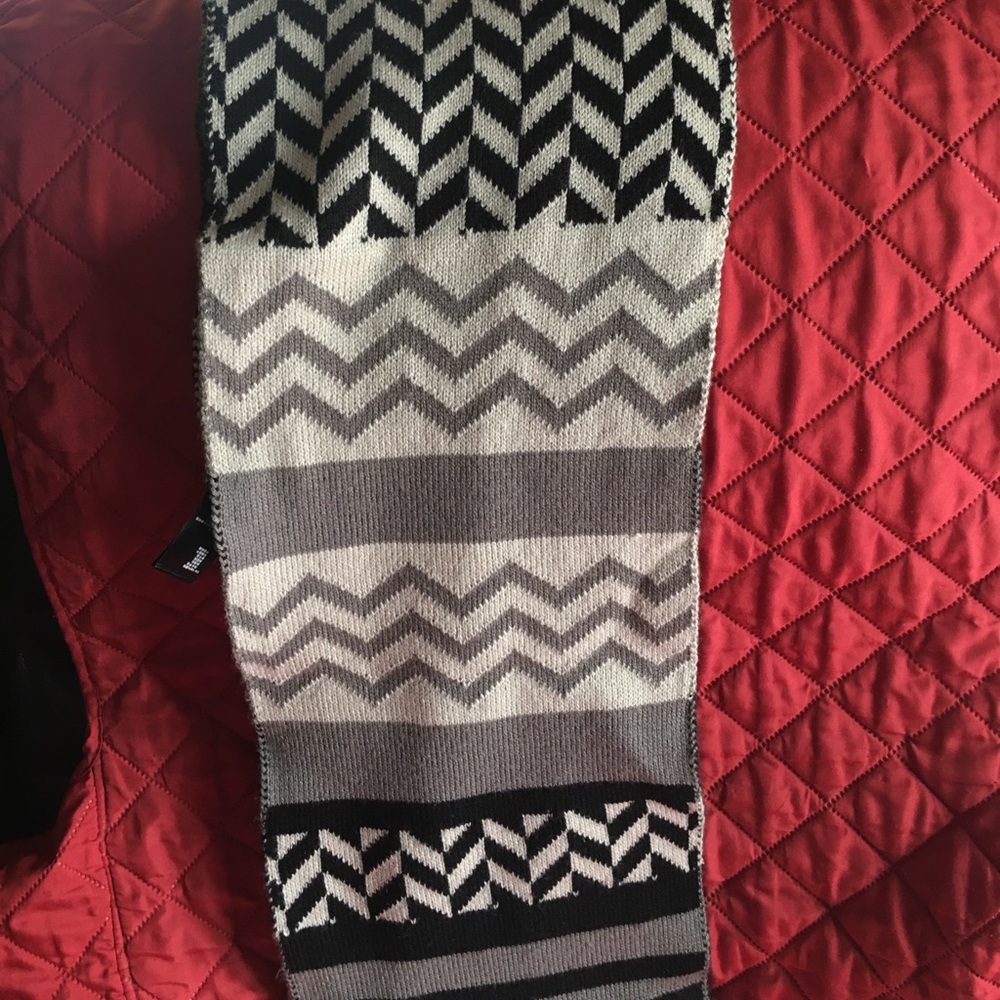 Infinity scarf - Picture 2 of 3