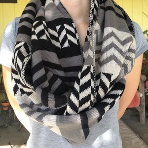 Infinity scarf