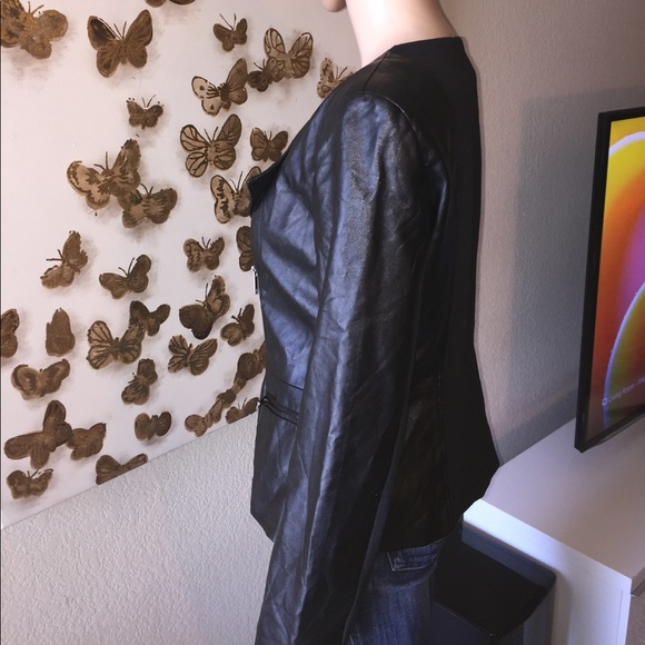 ✨DKNY jacket✨ - Picture 4 of 8