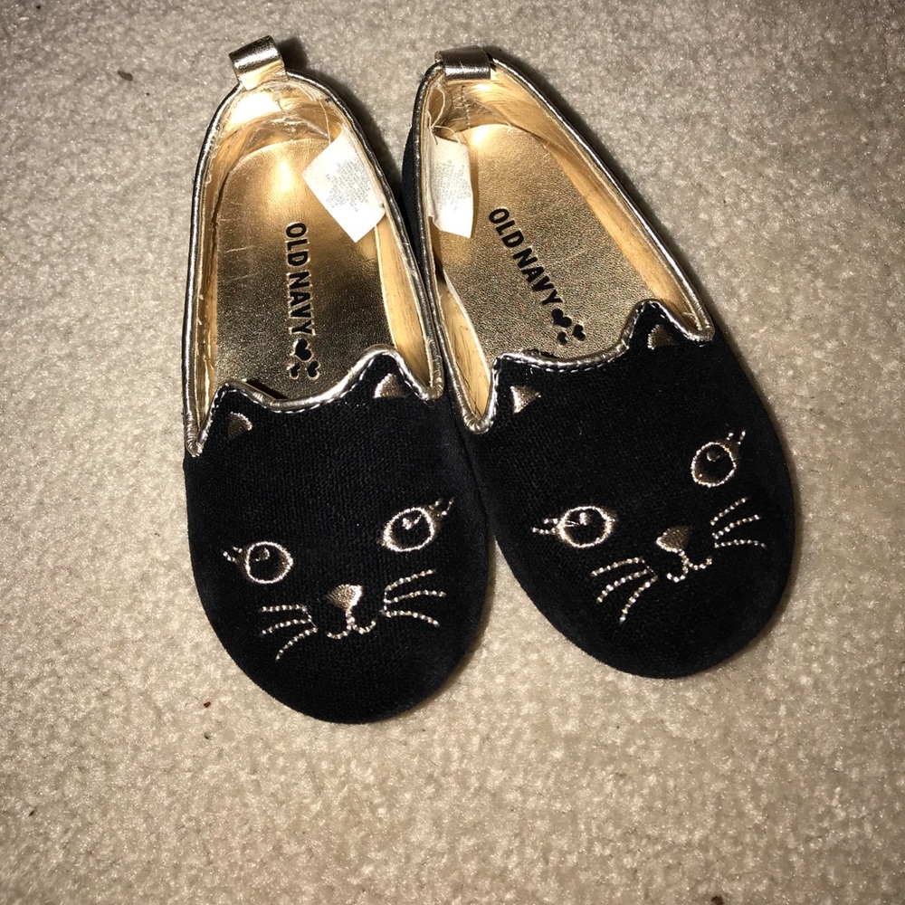 Kitty flats