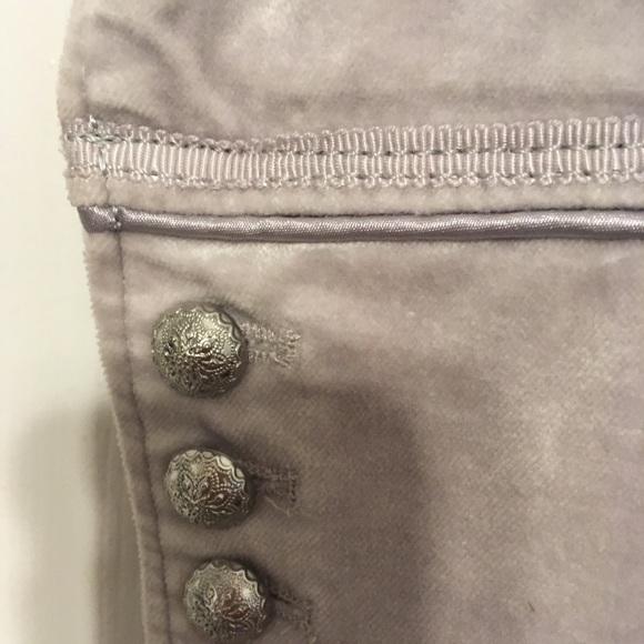 Dove gray jacket. - Picture 5 of 7