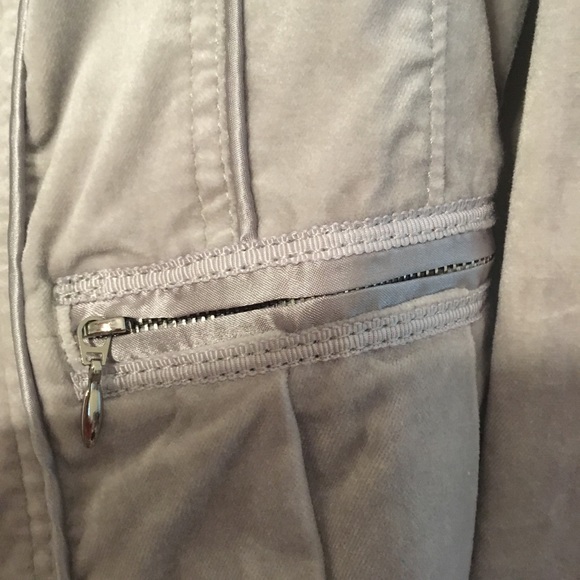 Dove gray jacket. - Picture 6 of 7