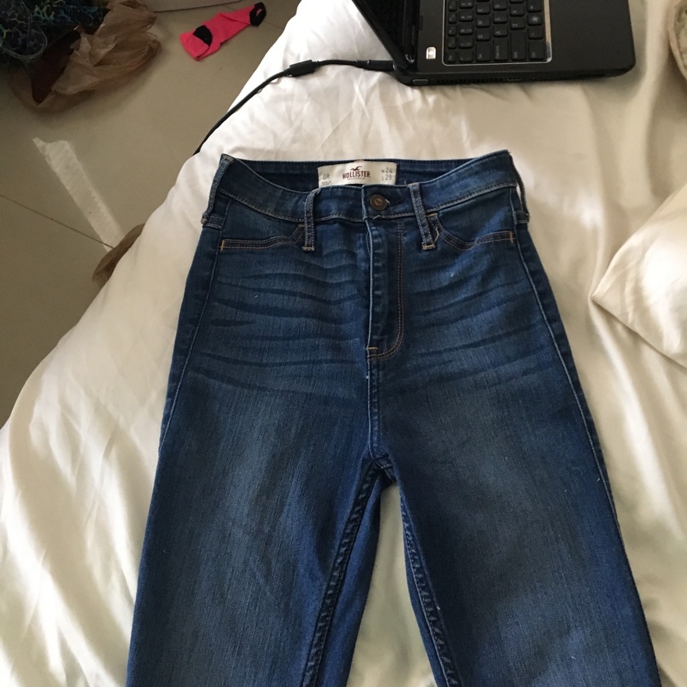 High waisted jeans