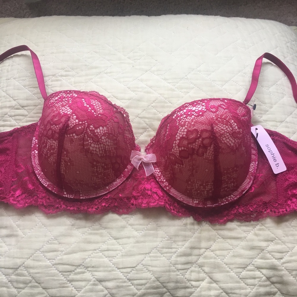 NWT Magenta Push-Up Bra