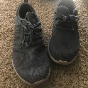 Adidas bounce running shoes