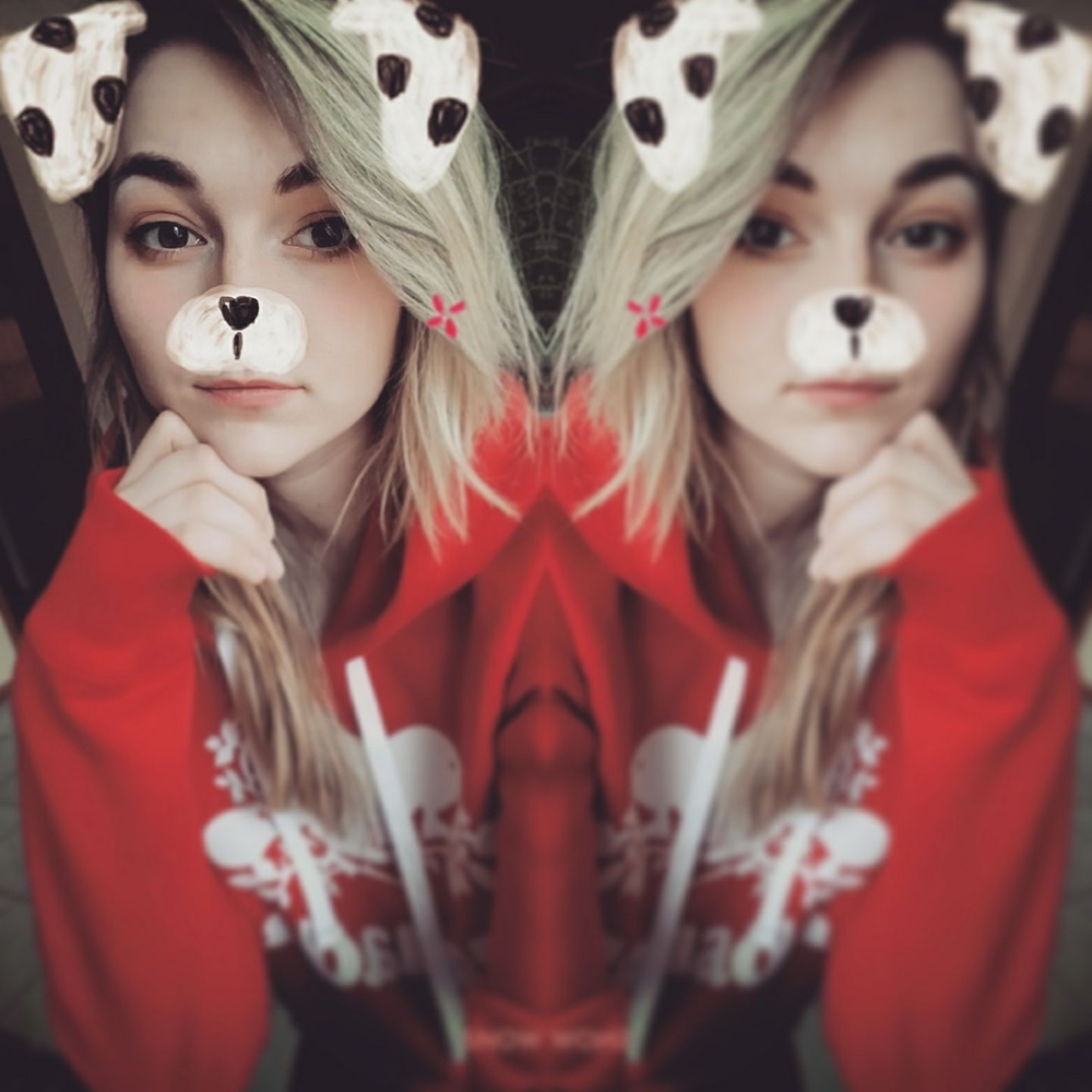 Meet your Posher, Monika