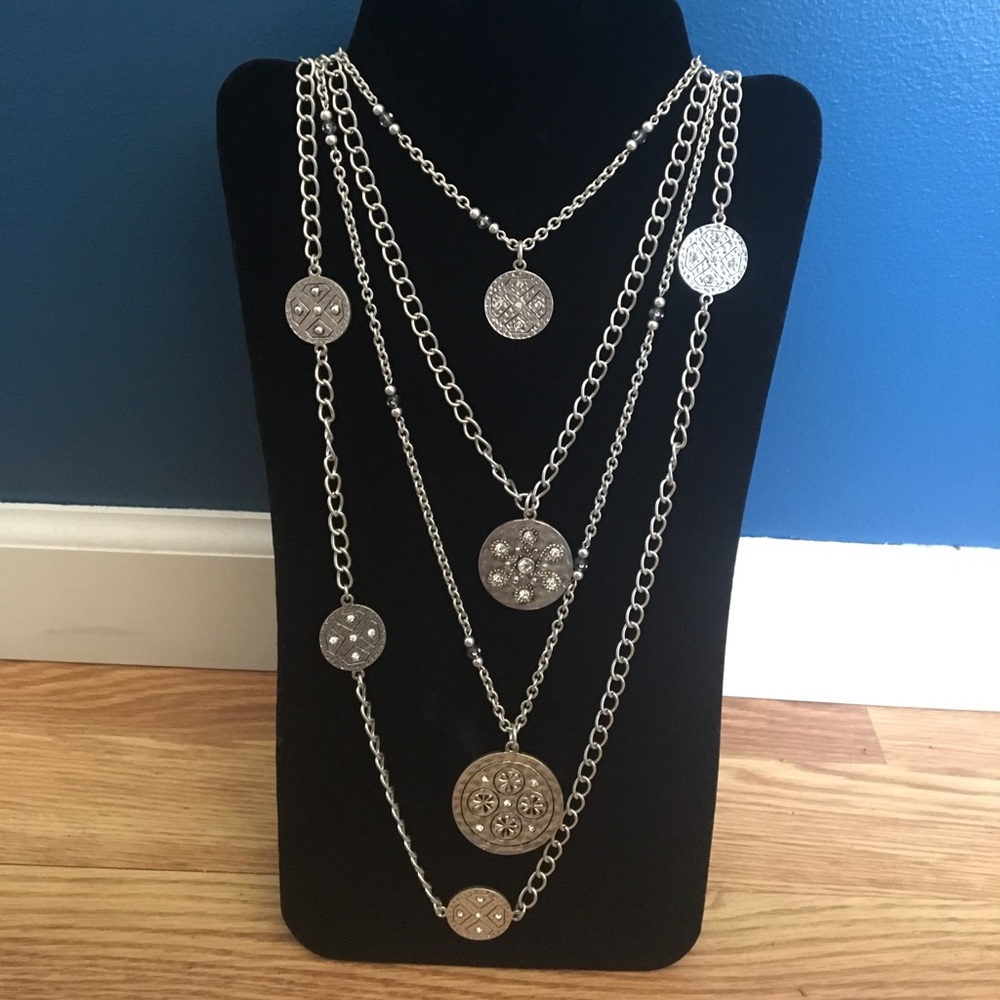 Premier Designs Stunning Necklace